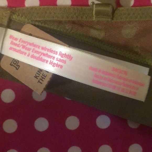 Victoria Secret Bra 34C! - Picture 7 of 8